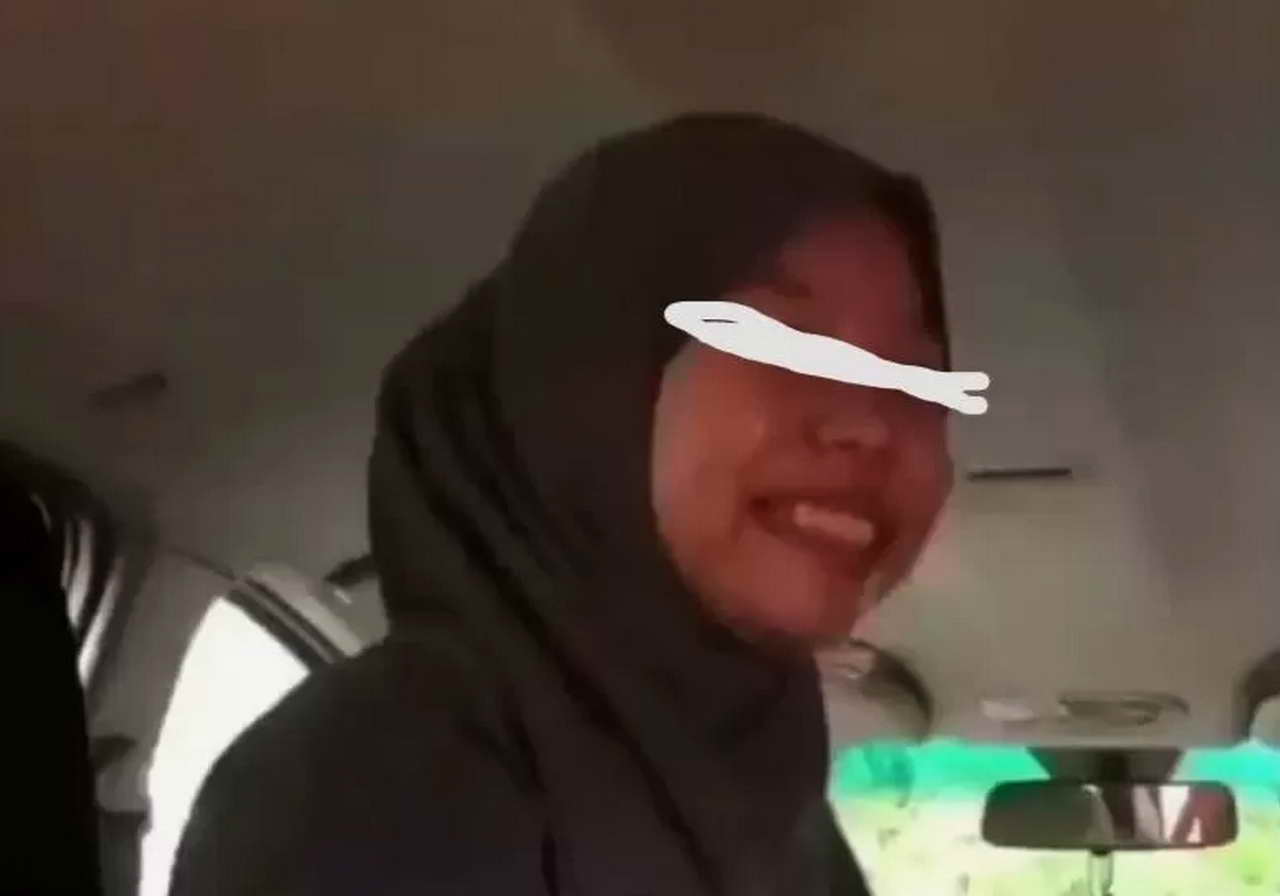 Erin Bugis di dalam Mobil Brio HEBOH Viral Video Erin Bugis di Dalam Mobil bikin Penasaran Netizen, Link Banyak Dicari di Media Sosial