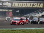 Foto 1 Makin Panas! Persaingan Gelar Juara Seri Terakhir Honda One Make Race Musim 2024